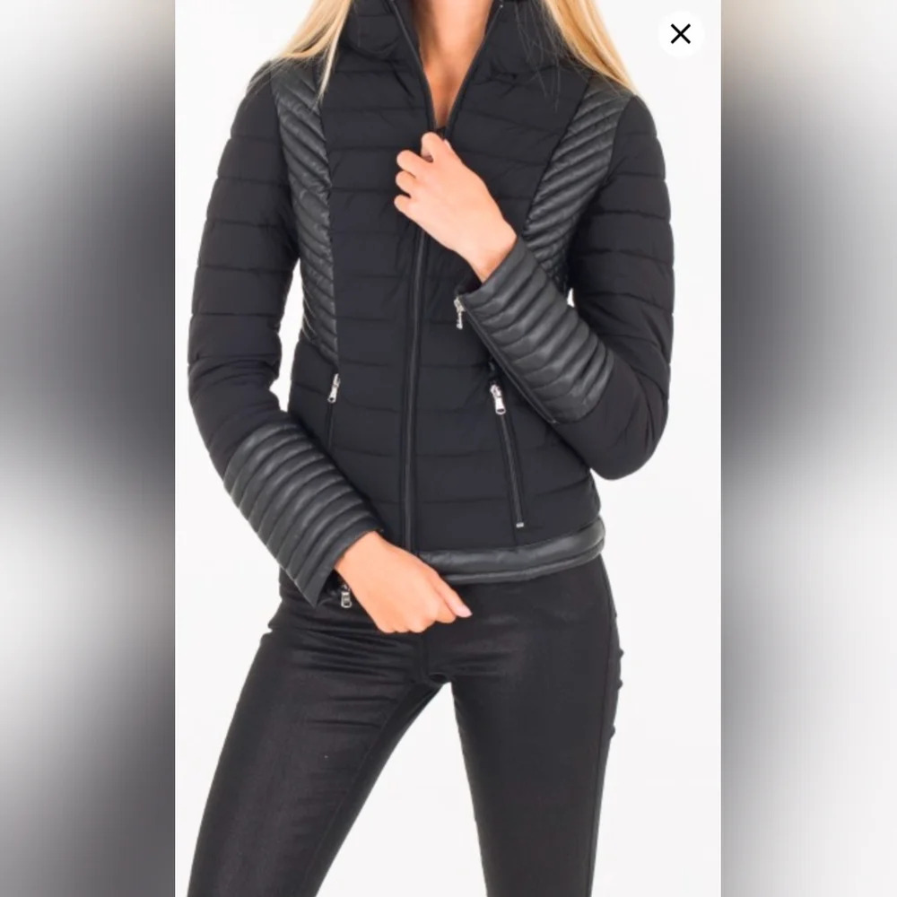 GUESS Fitted Waist Length Water Resistant Jacket  SIZE S